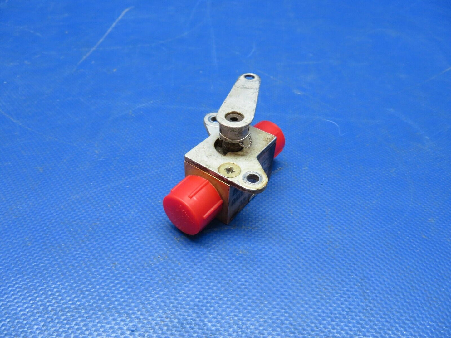 Cessna 177 / 177B Cardinal Sedco Fuel Shut Off Valve P/N S1903-1 (0824-1030)