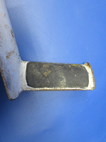 Piper PA38-112 Tomahawk Cabin Entrance RH Step Assy P/N 77768-05 (0424-1056)