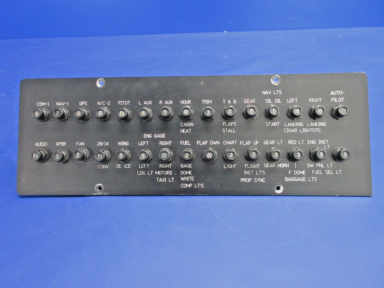 Cessna 310 / 310I Circuit Breaker Panel (0326-948)6