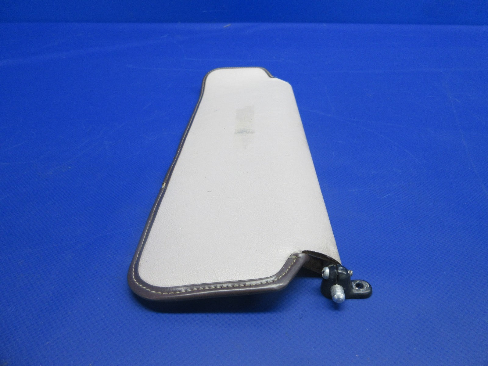 Piper PA-24-250 Comanche Sun Visor LH & RH Set P/N 23040-03 & -003 (0825-1037)5