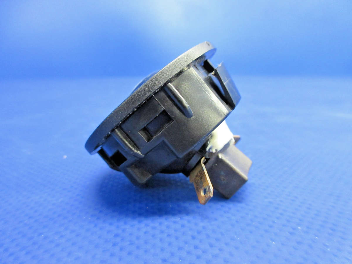 Cirrus SR22 Overhead Swivel Light & Switch Set P/N 50491-002 (0926-778)8