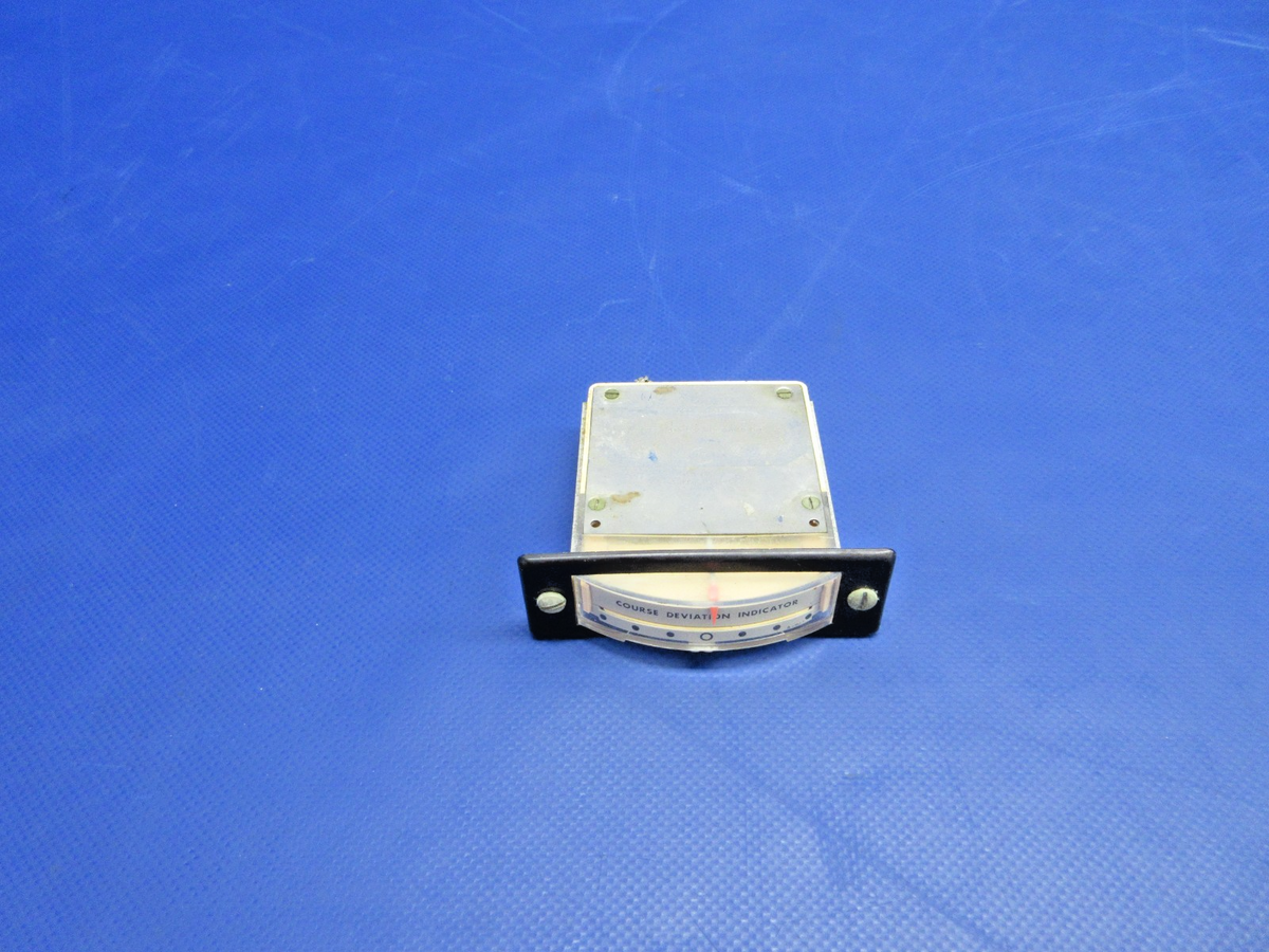 International Instruments Course Deviation Indicator 1136 TESTED (0926-752)1