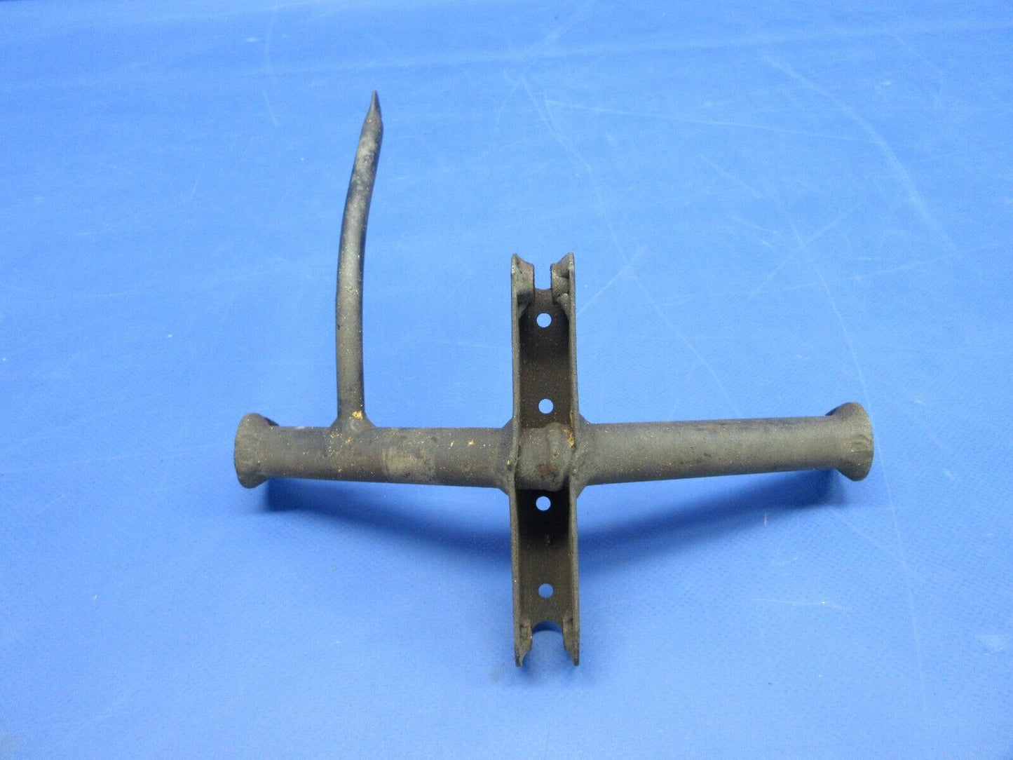 Piper PA-23-250 Aztec Stabilator Tab Control Bellcrank Assy 16888-10 (0624-842)