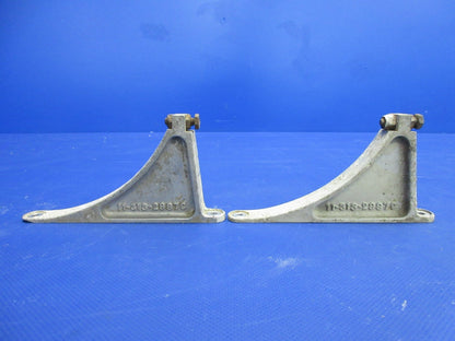 Globe Landing Gear Stop Brackets P/N 11-313-2997L &-2997R LOT OF 2 (0326-781)6