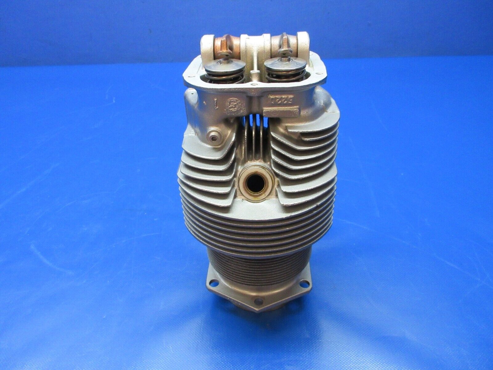 Continental A75 Standard Cylinder w/ Valves P/N B3762 OVERHAULED (1224-1331)