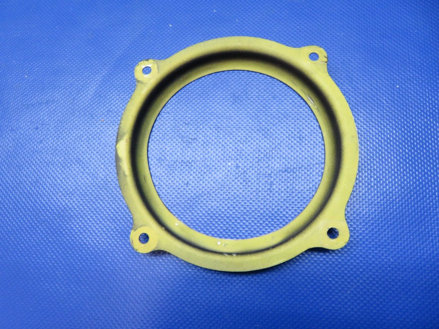 Beech C24R Landing Light Bulb & Retaining Ring P/N 169-110000-235 (0524-1562)