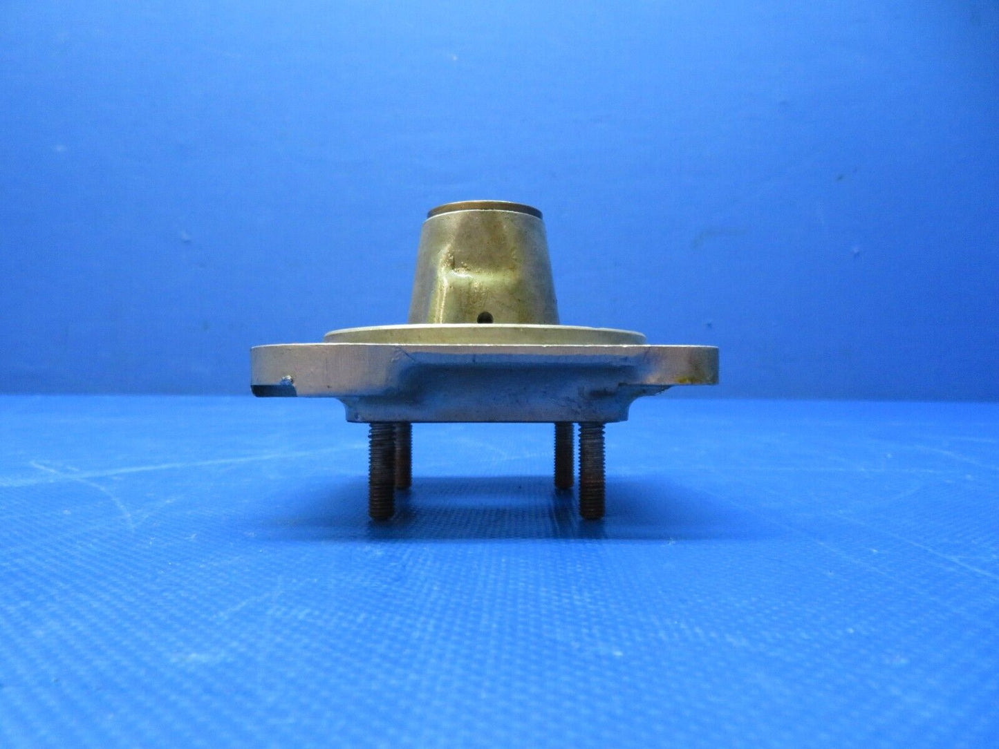 Continental IO-470 Adapter Magneto & Accessory Drive PN 534861A1 (0324-175)
