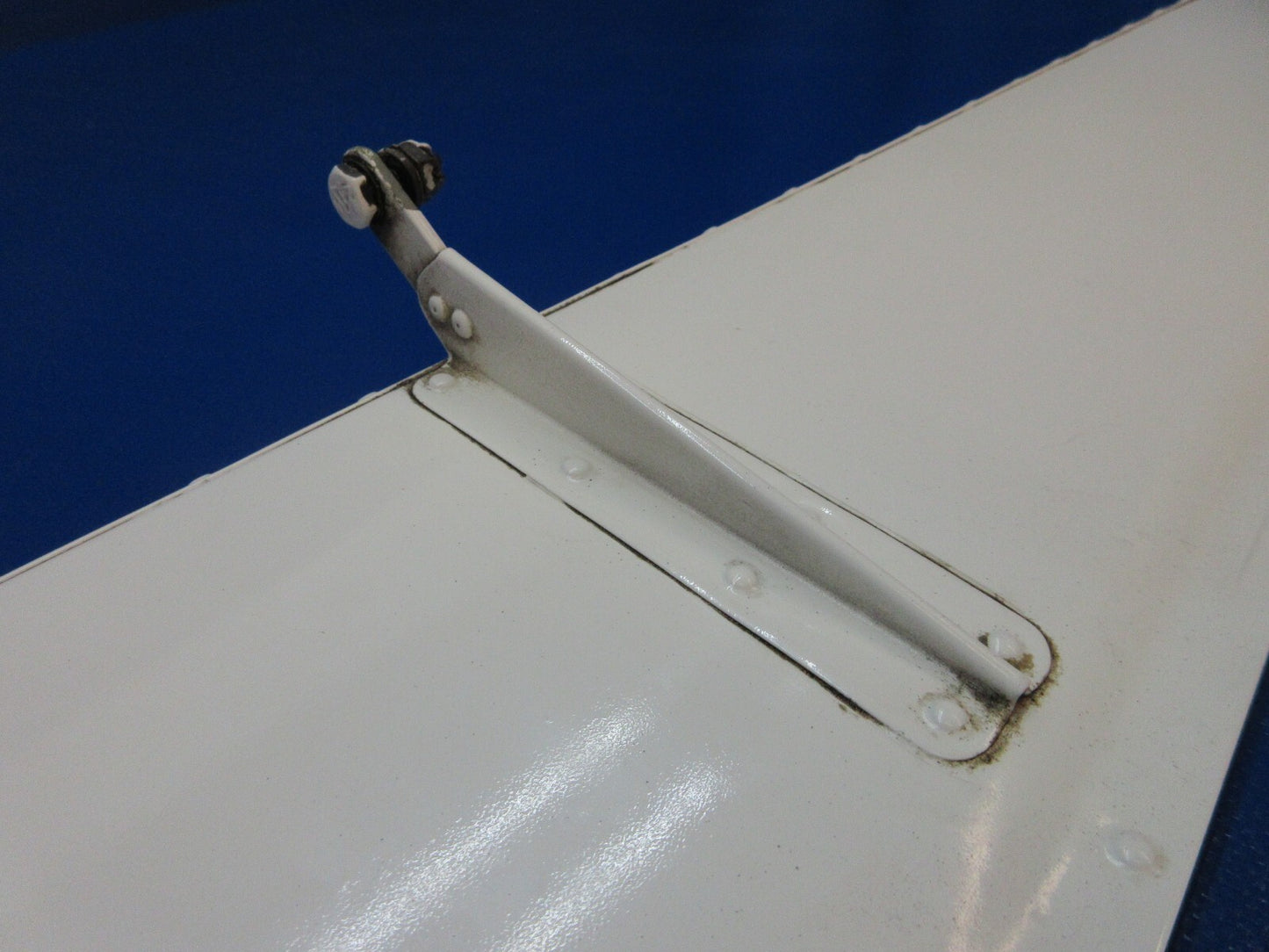 Beech 95-B55 Baron RH Elevator Trim Tab P/N 45-610005-123 (1124-1383)7