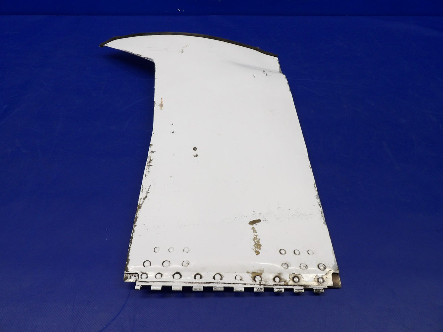 Repaired Cessna 421 Right Outboard Landing Gear Door P/N 5027000-4 (0626-2055)6
