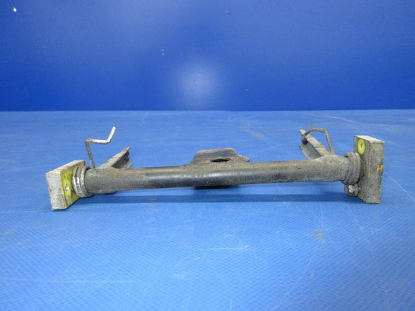 Piper PA-23-250 Aztec Nose Wheel Door Actuating Tube Assy 17664-00 (0624-773)