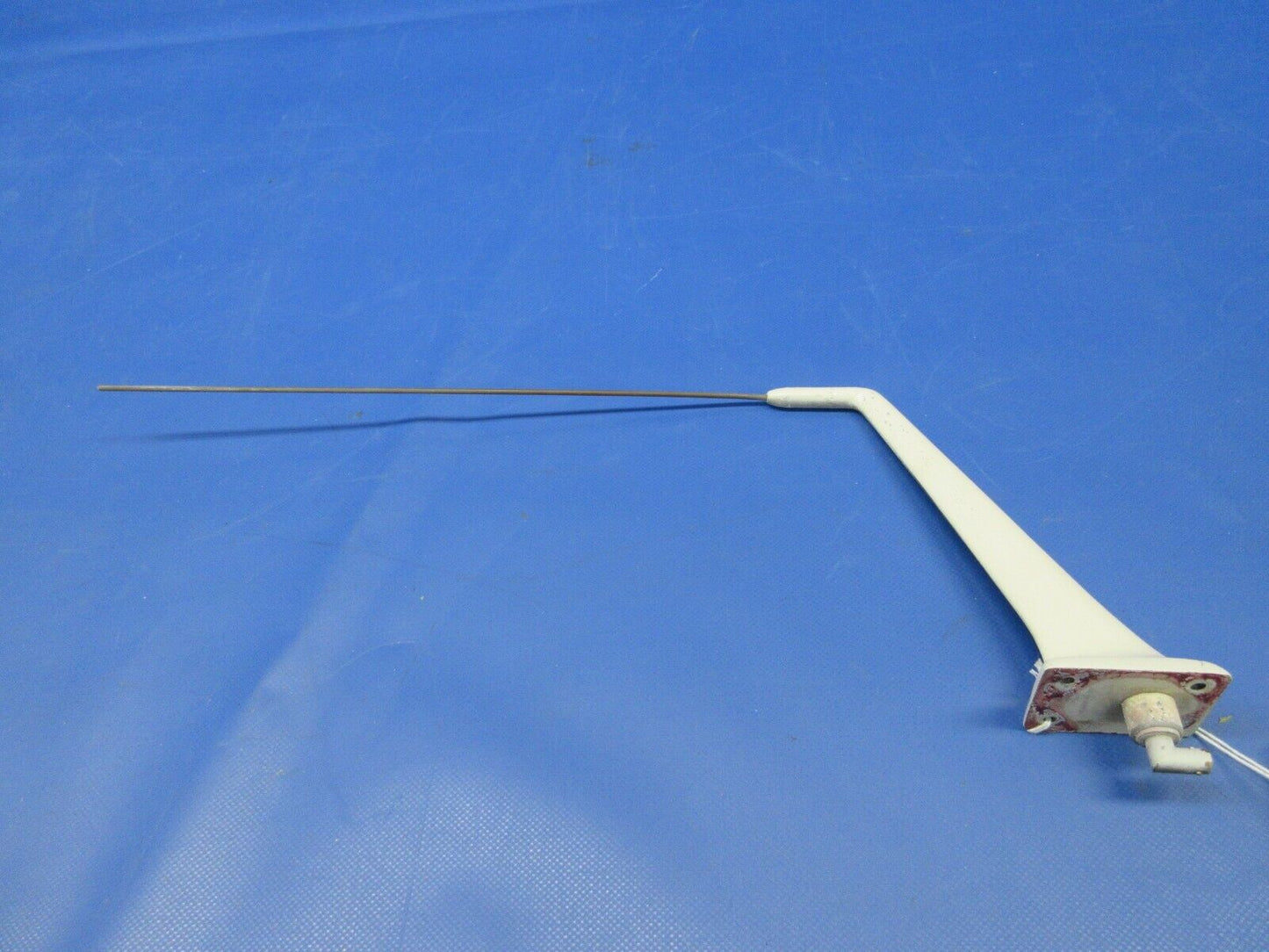 Aviation / Aircraft Communications COMM Antenna P/N 300-90F (0524-1009)