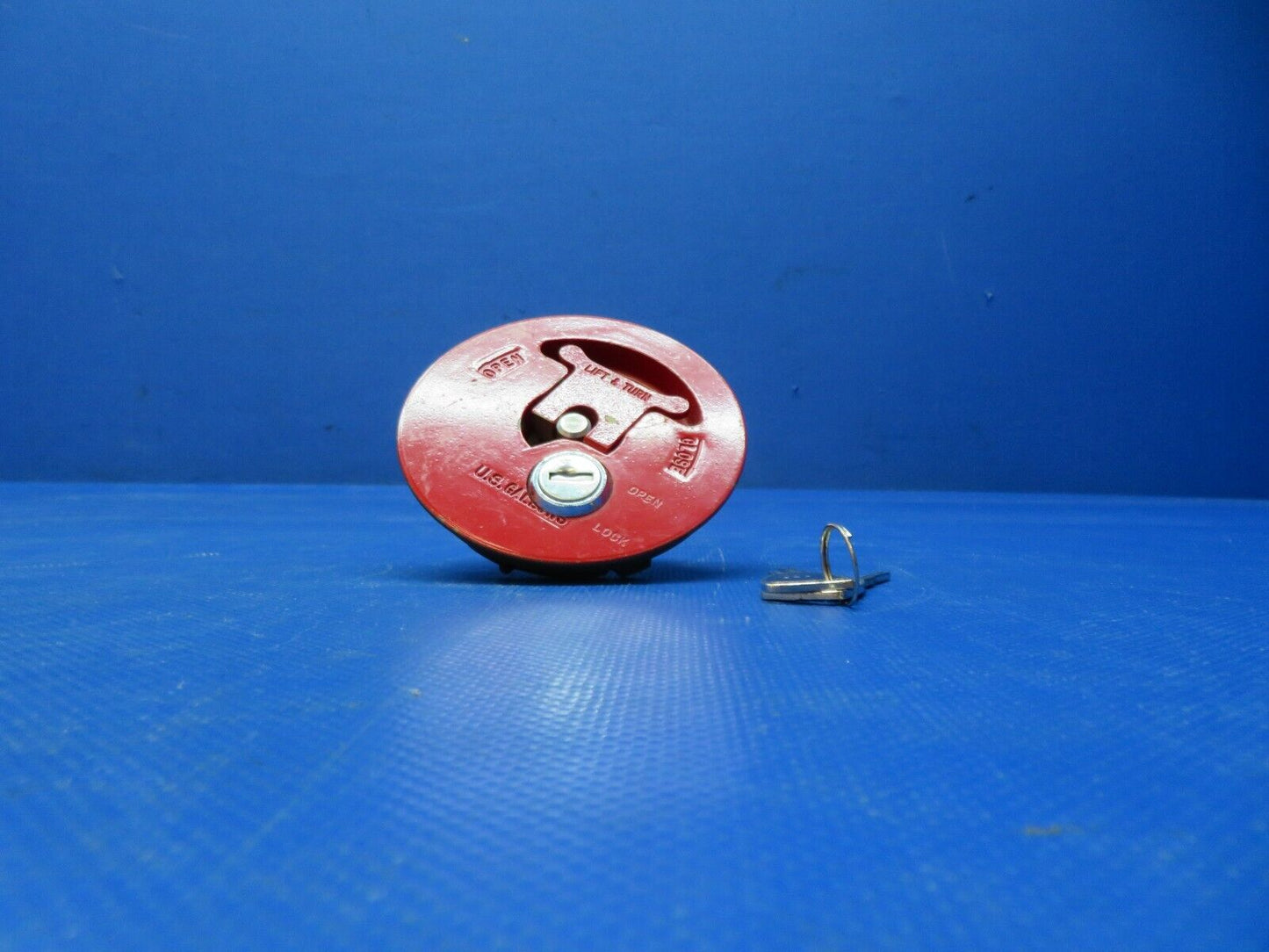 Shaw Aero Sz 3 Locking Fuel Cap & Keys 431-326-2-1 NOS (1024-241)