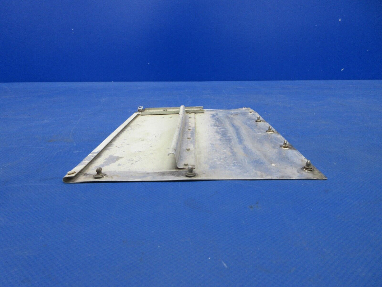 Cessna P337H Removable Flap Gap Panel Assy LH & RH P/N 1522020-5 (0724-1362)