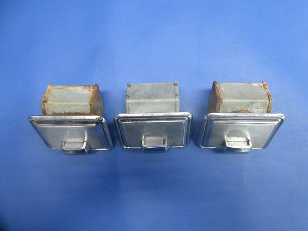 Beech C23 Sundowner Ash Tray LOT OF 3 (0724-942)