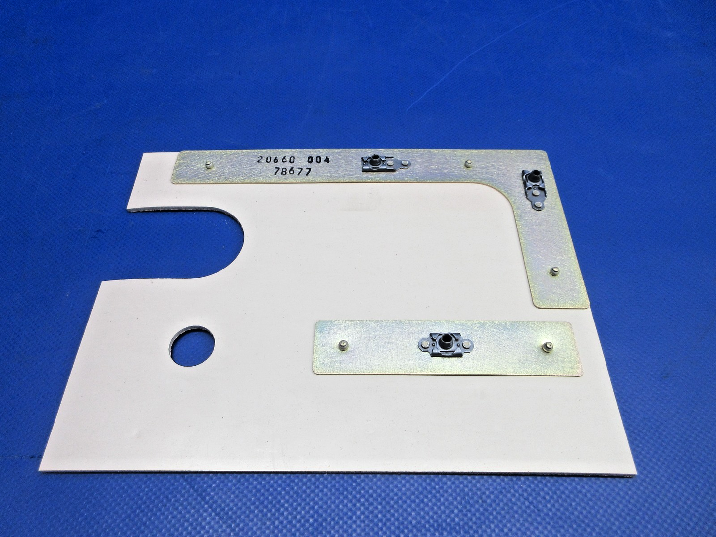 Cirrus SR20 / SR22 Nose Landing Gear FWD Seal P/N 20660-004 NOS (0426-739)2
