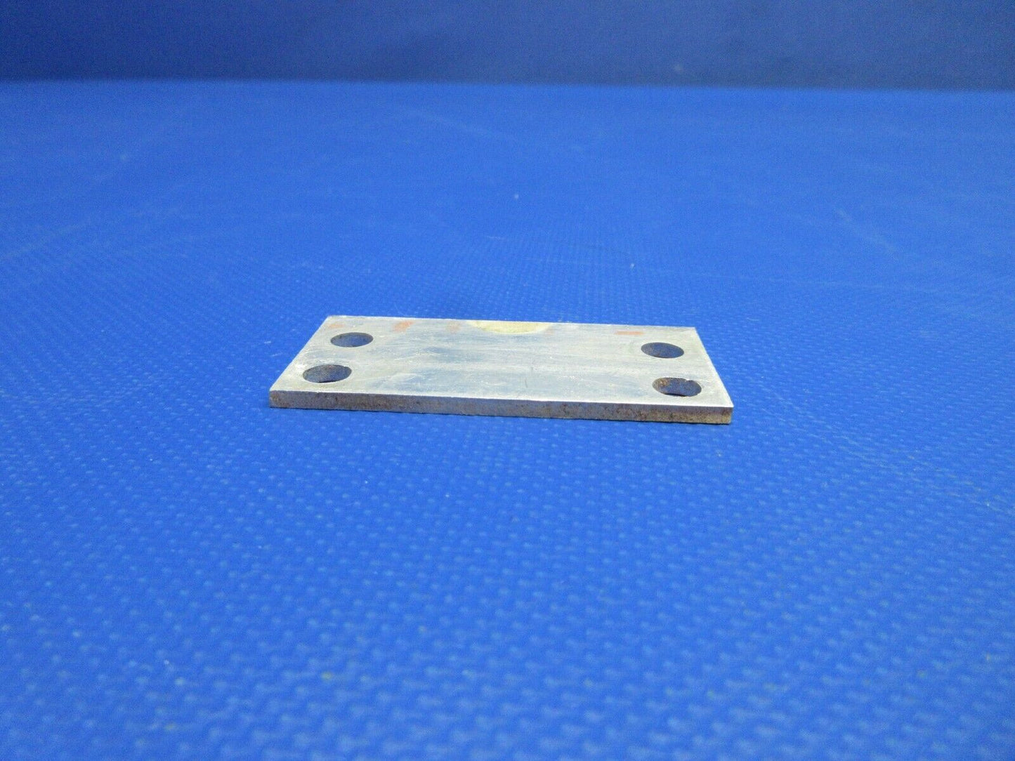 Cessna 175 Thumb Latch Assy Cabin Door P/N 0411590-1 (0724-1917)