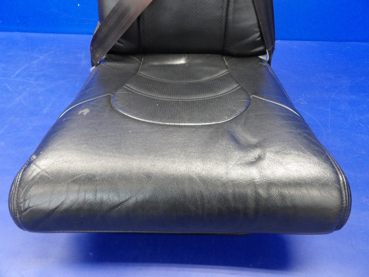 Cirrus SR22 Co-Pilot Seat w/ Inertia Reel Seatbelt P/N 13231-011 (0926-1227)5