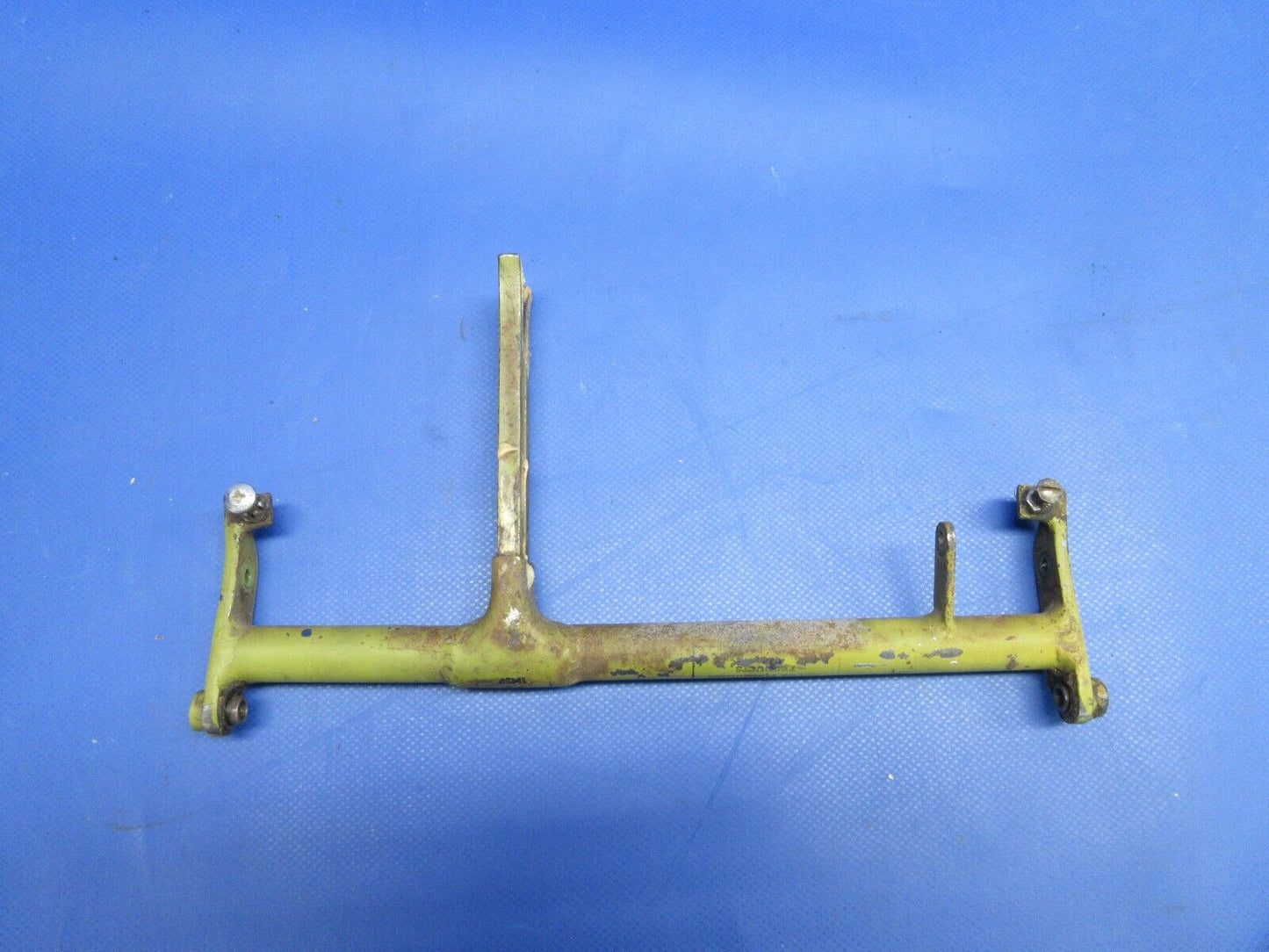 Bellanca 17-30A Viking Main Gear Door Lever Assy RH P/N 4002-2 (0524-1271)