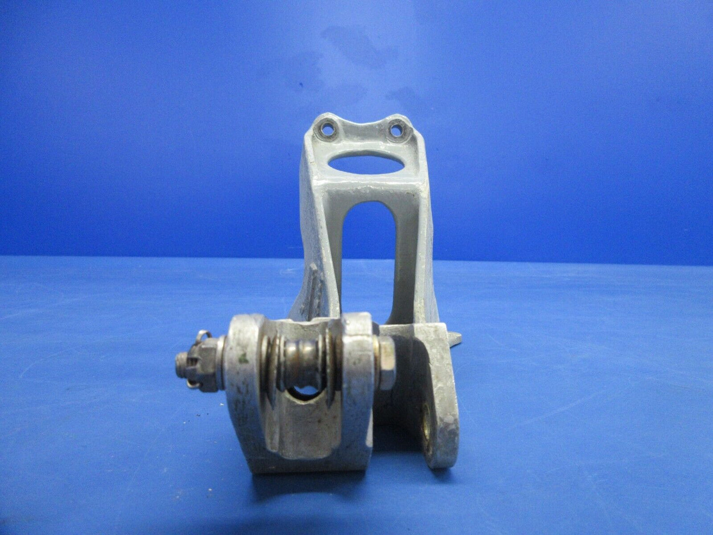 Bell 47J-2 Helicopter Cyclic Control Support & Lever P/N 47-729-099-1 (1124-921)