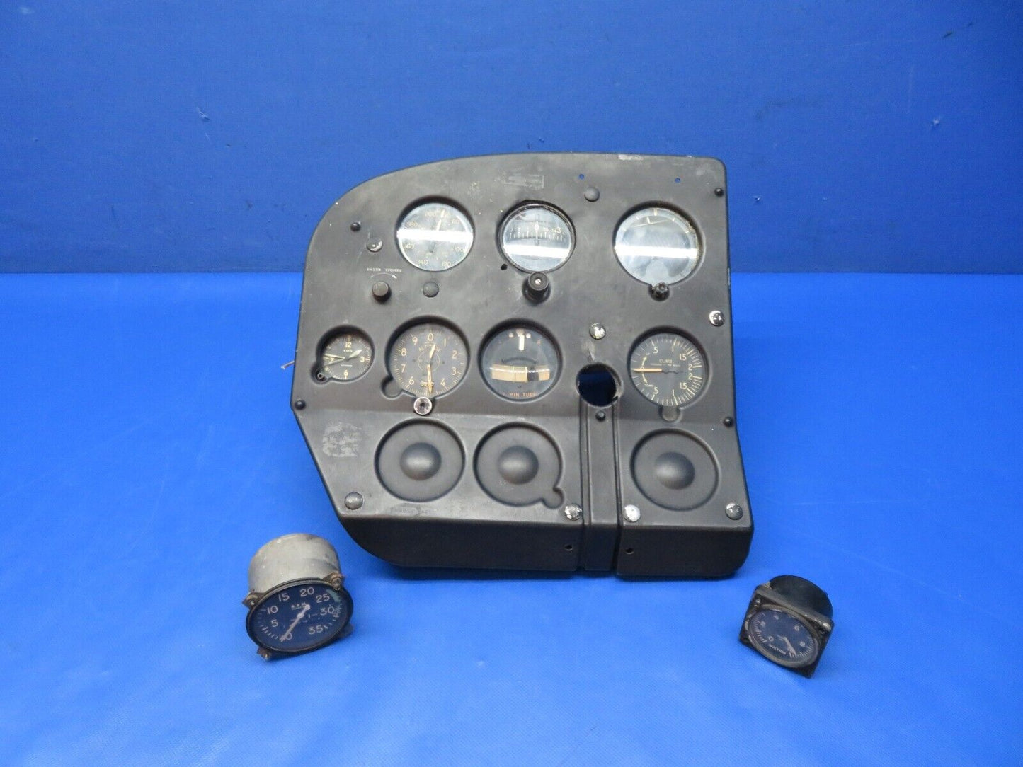 Early Cessna 175 Instruments Display Man Cave / Decoration LOT OF 9 (0424-129)