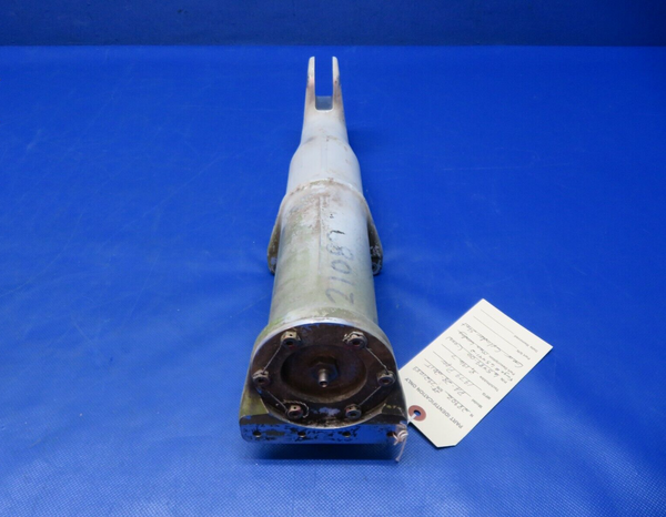 Piper PA-28-20IT Main Gear Cylinder P/N 65489-00 New Forged Style (0424-126)