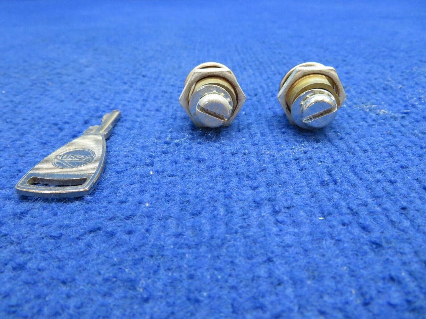 Cessna Baggage Lock & Door Lock w/ Key P/N 5500004-803 LOT OF 2 NOS (0622-24)