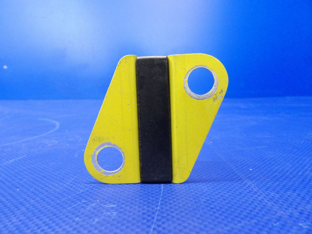 Piper PA-24-250 Comanche Rear Seat Support P/N 20593-00 (0526-1220)8