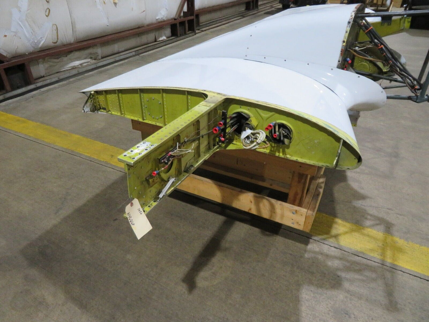 1960 Piper PA-23-250 Aztec LH Wing P/N 16170-00 (0324-94)