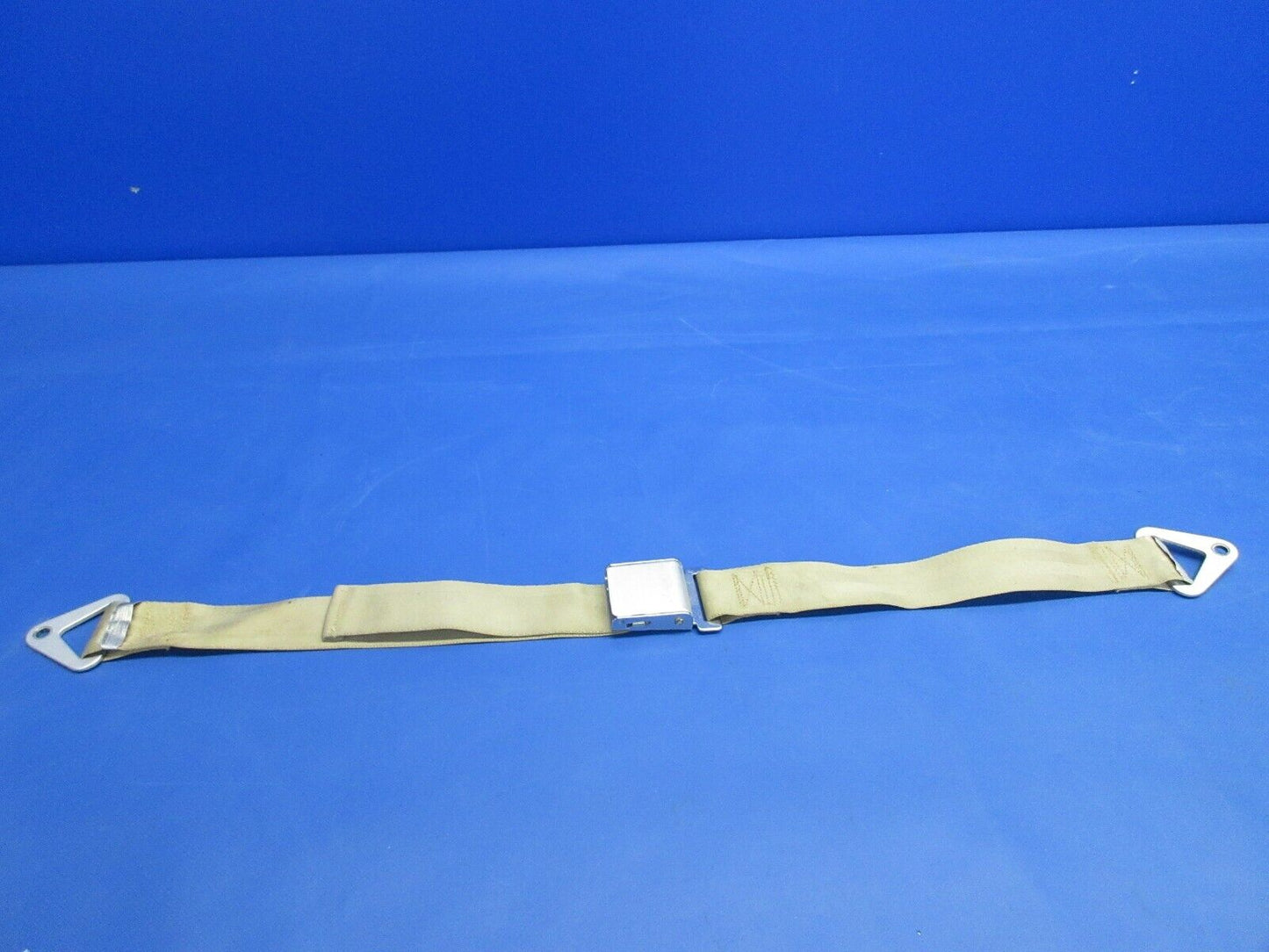 Aircraft Belts Inc Beech B55 Middle Row Seat Belt P/N 520600182412 (0424-1201)