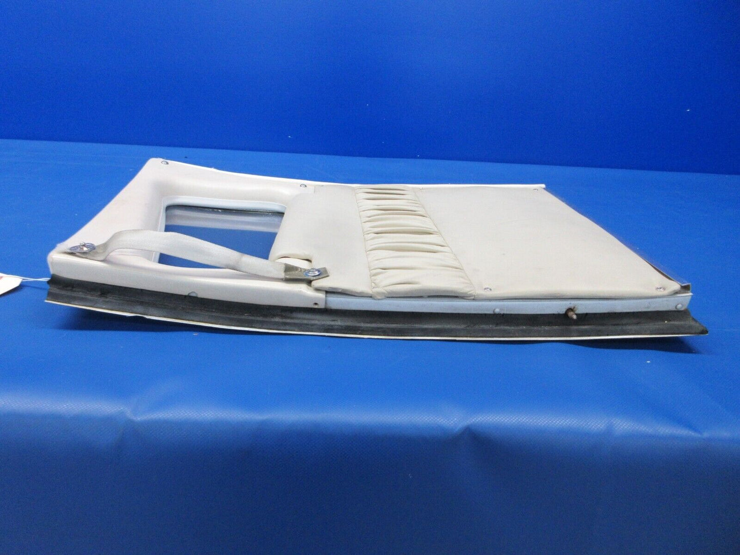 Piper PA-34-200T Seneca II Cargo Door Assy P/N 69858-02 (0524-627)