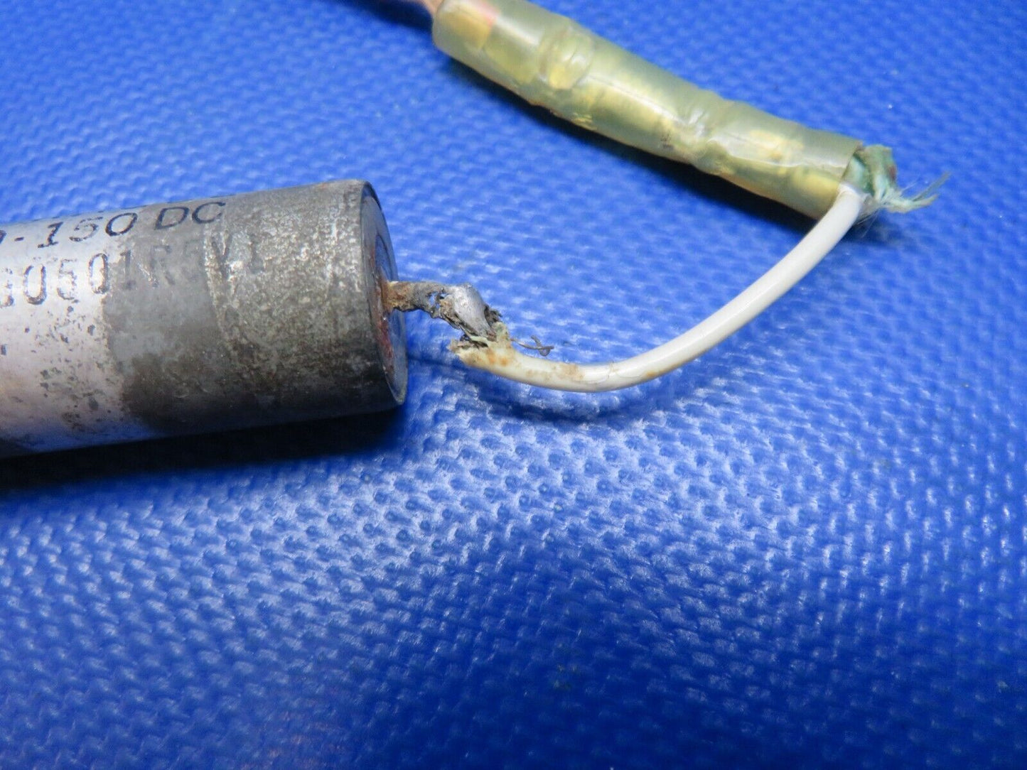 Beech 95 / D95A Spraque Capacitor 28v 121P60501R5V1 LOT OF 4 WARRANTY (0424-277)