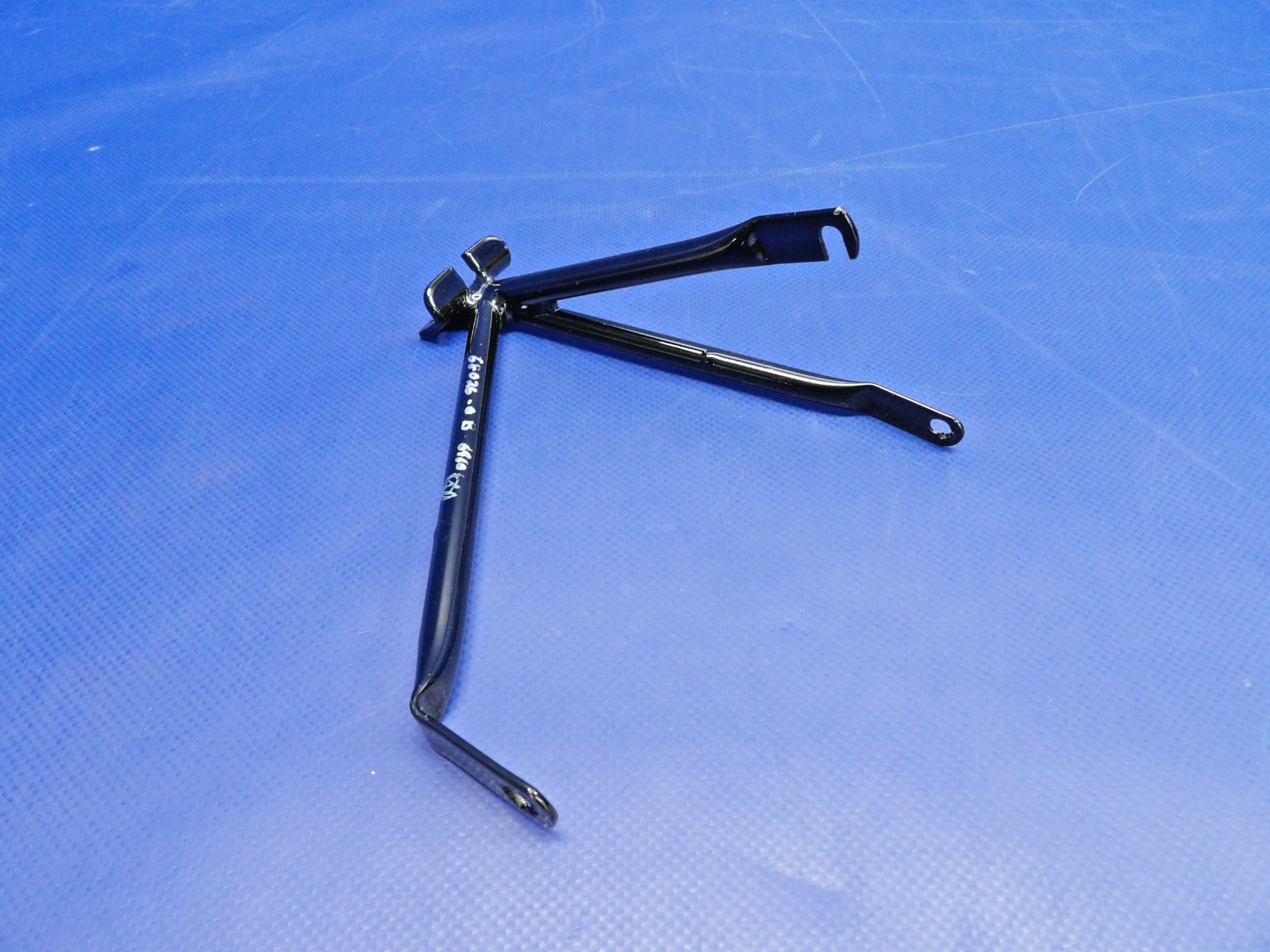 Piper Propeller Governor Support Bracket P/N 68026-00 NOS (0426-1245)4