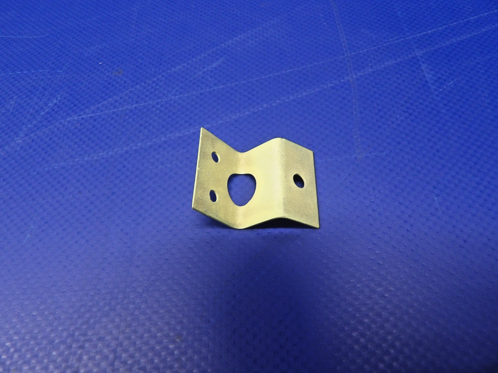 Beech Armrest Spring P/N 60-530139-31 NOS (0426-1283)7
