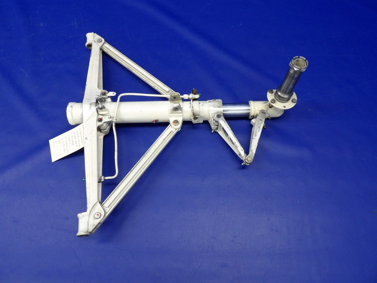 Beech D95A Travel Air Right Hand Main Gear P/N 95-810002-20 (0226-2046)4