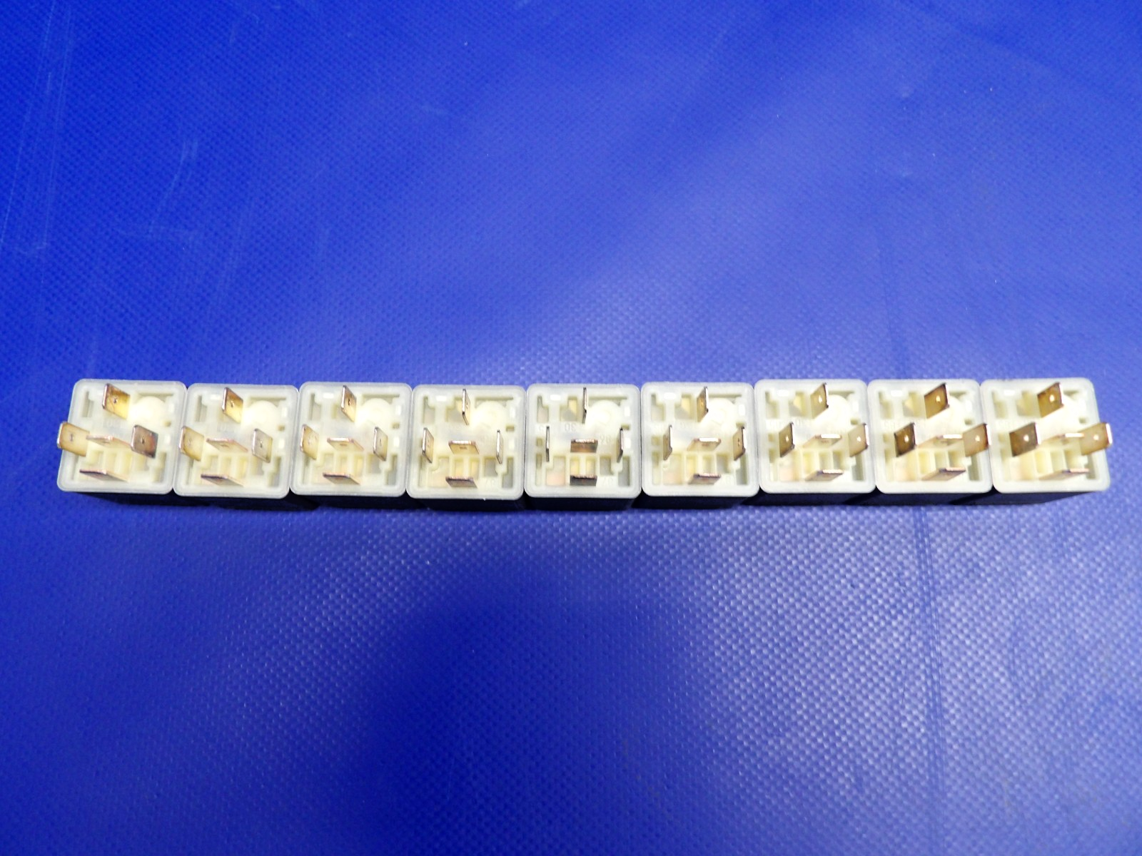 Cirrus Tyco SPDT Relay 24V w/ Diode V23234-A0004-X051 LOT OF 9 NOS (0426-1241)6
