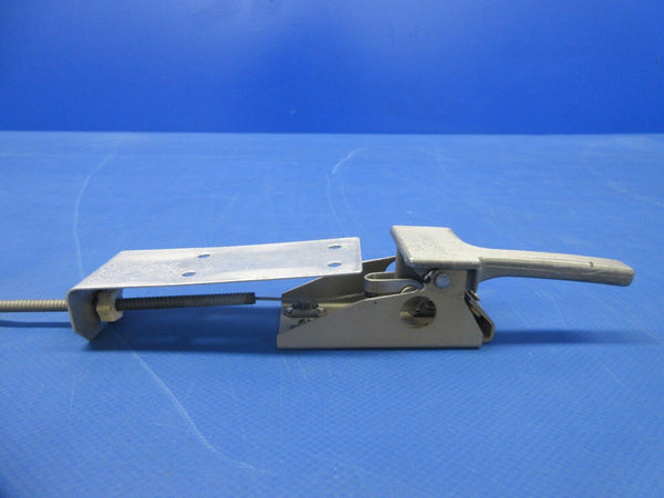 Enstrom 280FX Helicopter Cabin Door Latch & Cable LH P/N 280-117000-1 (1124-765)