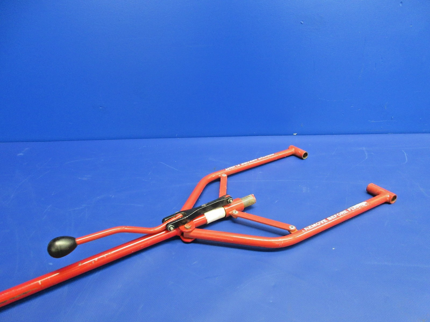 Cirrus SR20 / SR22 Tow Bar (0326-2015)3