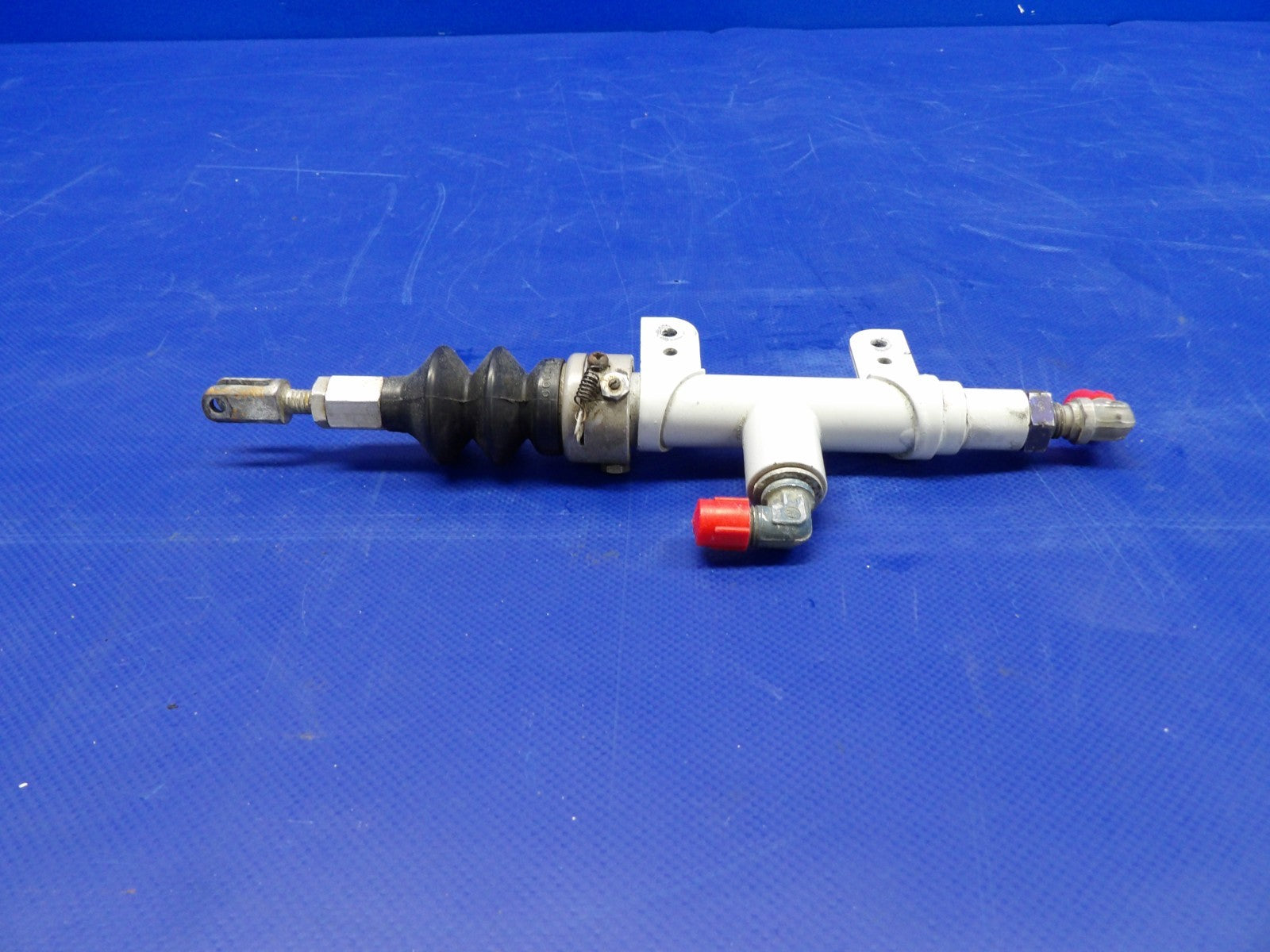 Globe GC-1B Swift Brake Master Cylinder P/N P.D-5.1 (0326-413)4