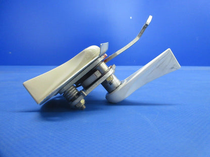 Piper PA-32RT-300T Lance II AFT Cabin Door Auxiliary Latch 96993-02 (0924-902)