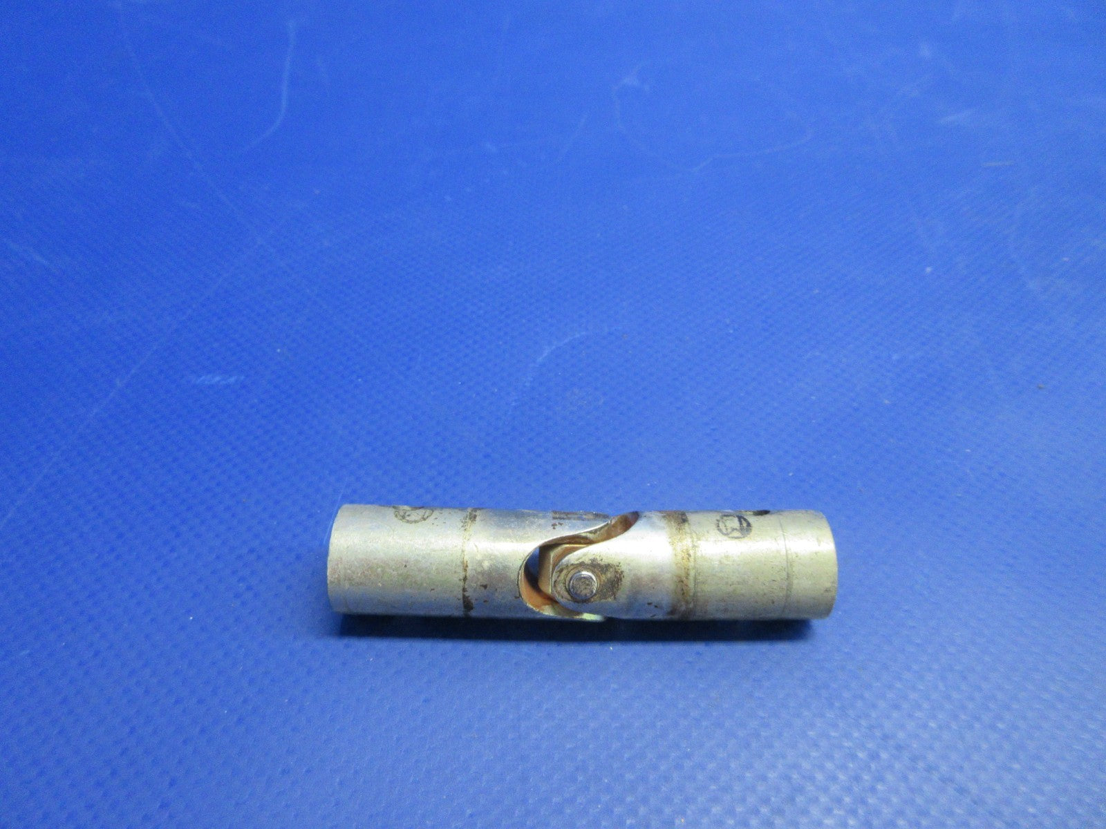 Cessna 172 Control Yoke Universal Joint P/N 0411257 (0826-728)0