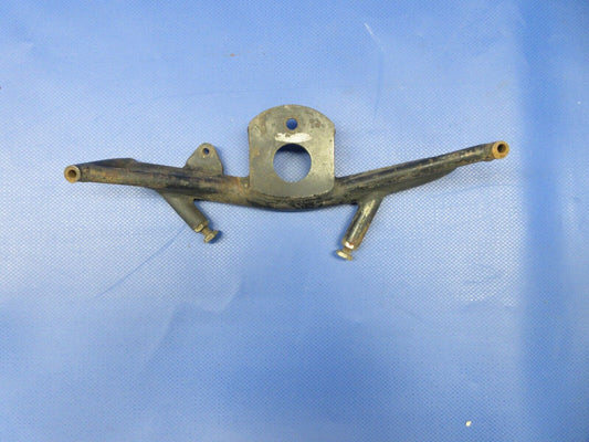 Piper PA28-151 / 161 Warrior Nose Wheel Steering Horn P/N 35192-00 (0324-679)