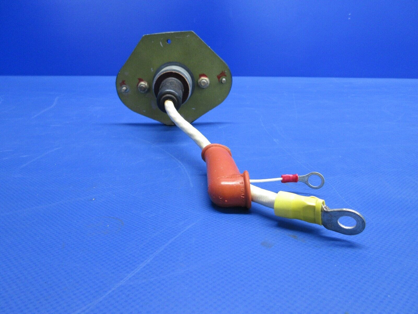 Piper PA-28-181 Archer Auxiliary Power Receptacle P/N 62226-00 (0624-949)