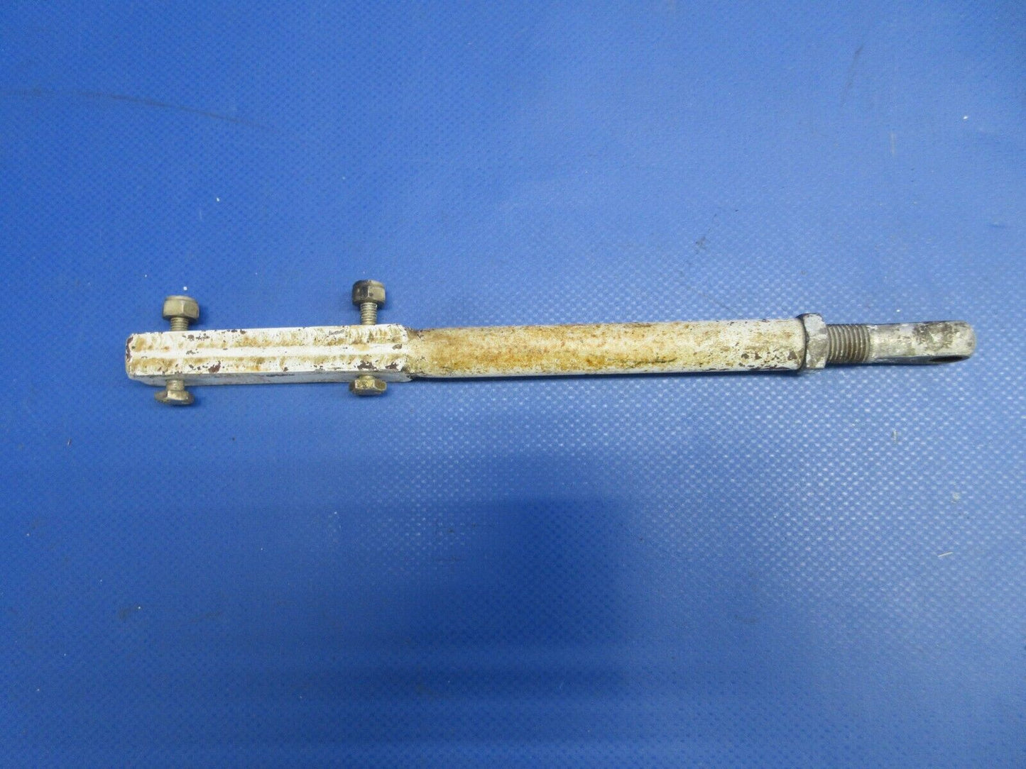 Piper PA-34-200T Seneca II Stabilator Trim Rod Assy P/N 96574-00 (0524-1944)