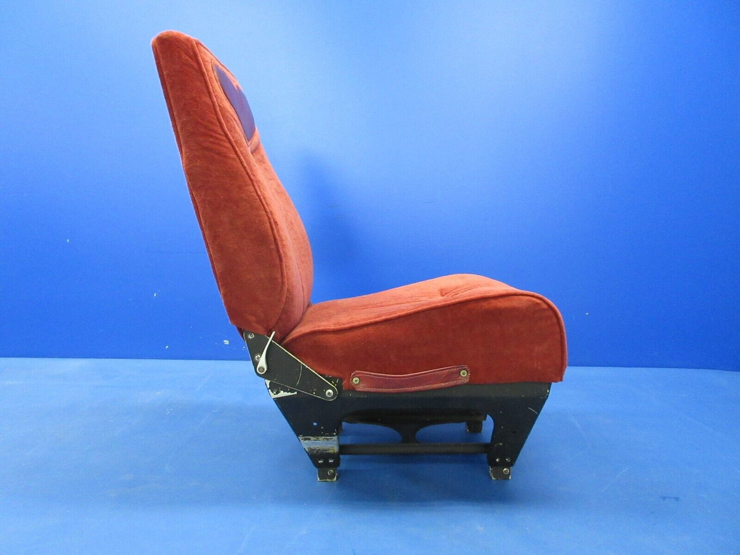 Beech C23 Sundowner Front Seat Assy LH P/N 169-534024-601 (0724-1448)