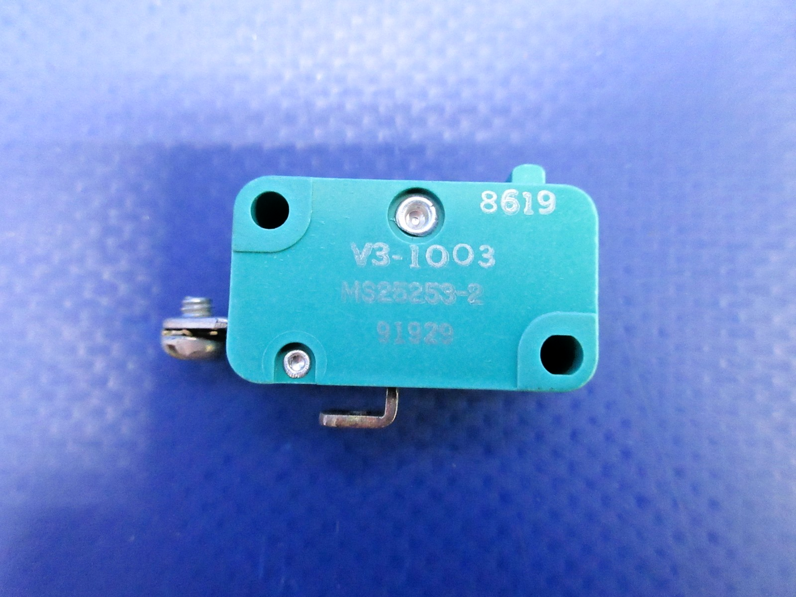 General Aviation Inc Microswitch P/N V3-1003 NOS (0826-730)4