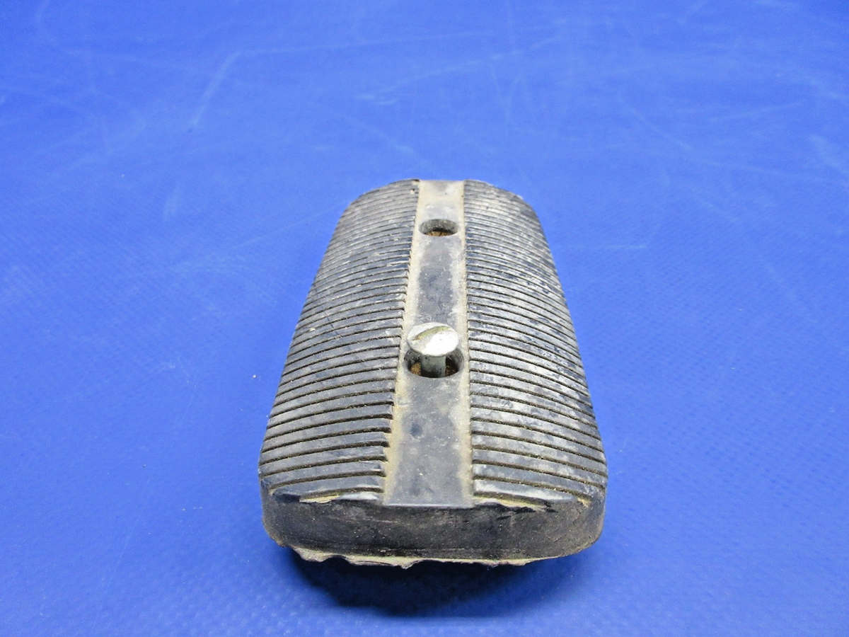 Piper Rudder Pedal Pad P/N 62866-00 LOT OF 2  (0926-718)5