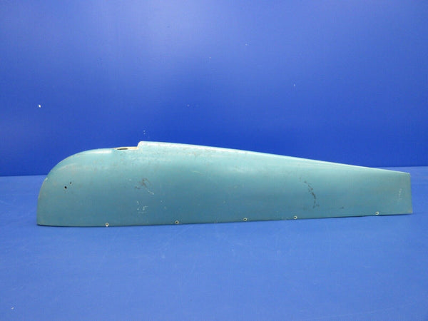 Cessna 172 Fiberglass Wing Tip Assembly P/N 0523701-4 (0324-11780