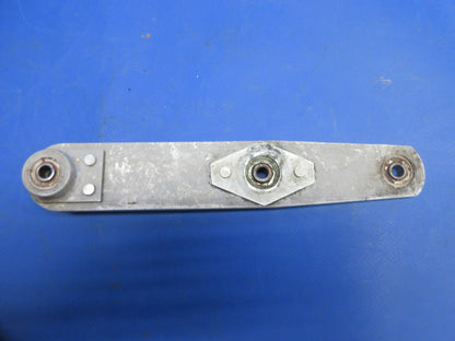 Bell 47J-2 Mast Control Stabilizer Bar Mixing Lever P/N 47-140-242-3 (1124-896)3