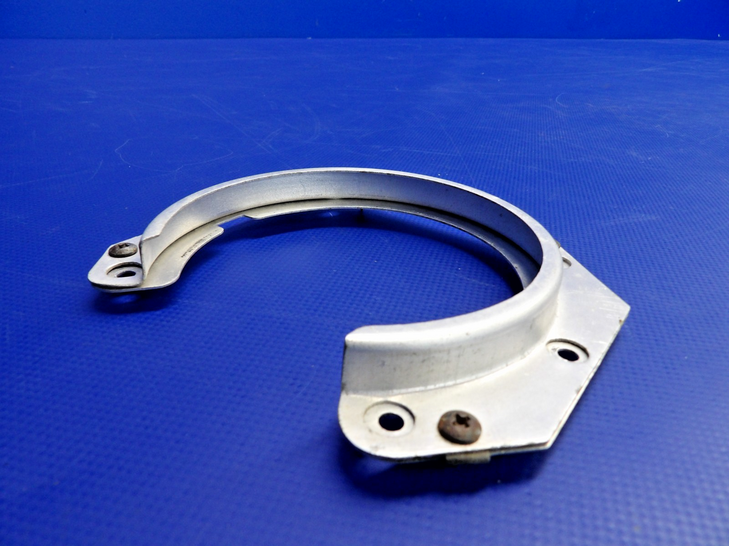 Cessna 172G Landing Light Channel Bracket P/N 0423542-6 LOT OF 2 (0326-12078