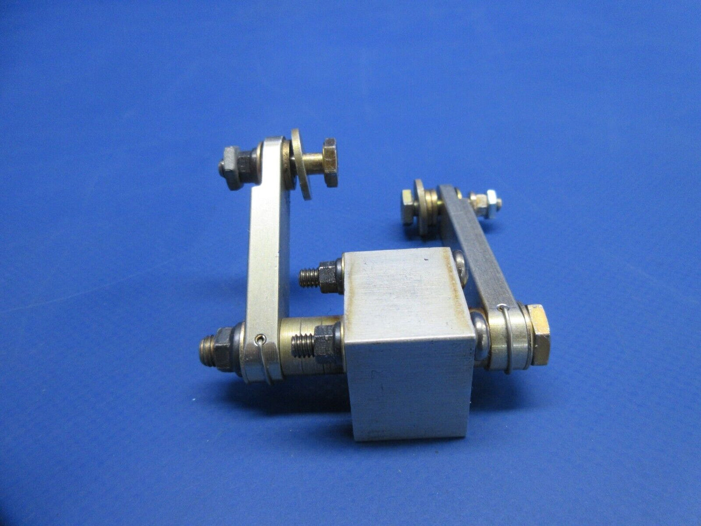 Robinson R44 II Helicopter Throttle Control FWD Bellcrank P/N D756-3 (0724-896)